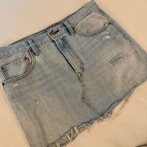 Levi’s Light Blue Denim Skirt